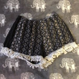 Summer flows shorts